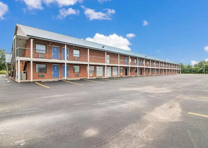 Hotel 6-metropolis, Il 3*
