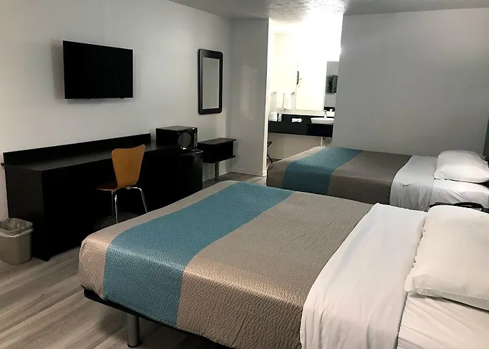 Hotel 6-metropolis, Il 3*