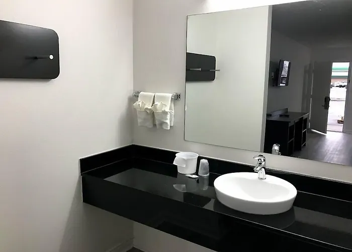 Hotel 6-metropolis, Il Metropolis