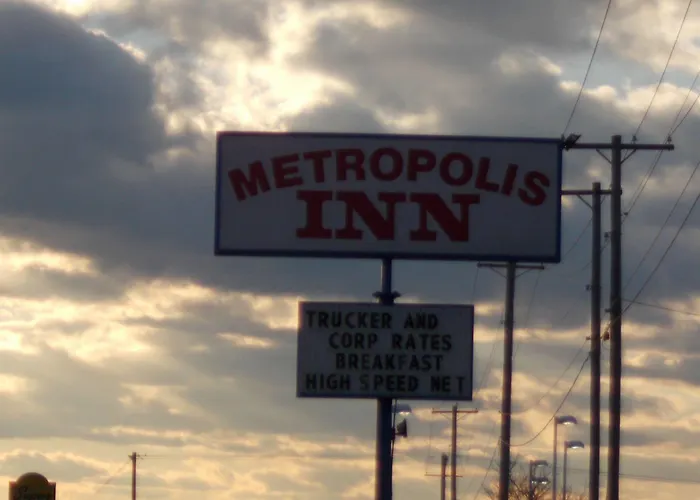 Hotel 6-metropolis, Il
