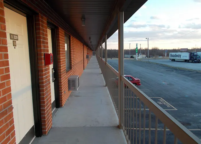 6-metropolis, Il Hotel 3*
